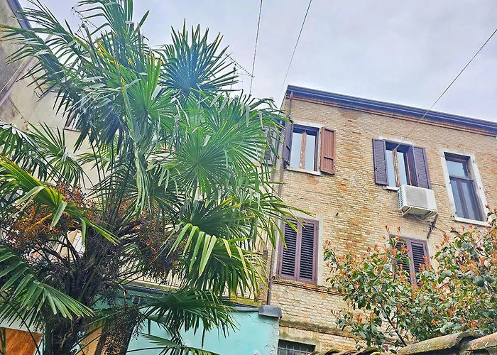 Ama Esclusive Ariosto Φεράρα